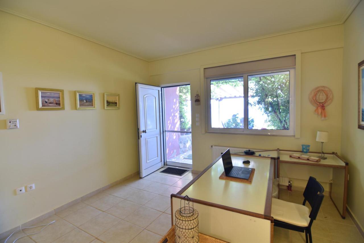 Blue Bay View - Beach House Vathirrevma Екстер'єр фото
